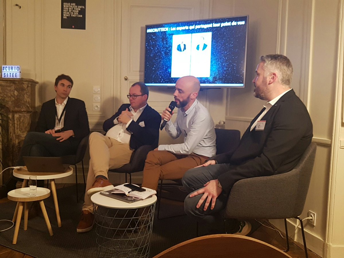 hamon_heloise's tweet photo. Entendu à la soirée #recruttech de @unitee_io par @dbeaurepaire @hellowork 👉 "Ne pensez pas qu'un accusé de réception est une réponse à un candidat, évitez le phénomène de la blackbox" = OUI 🤓 https://t.co/SgzAnuO5Fa