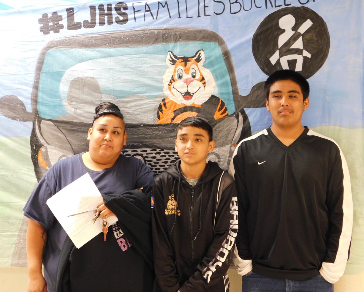 la_council's tweet photo. Family Photo Booth pictures from last week!
#LJHSFamiliesBuckleUp
#CSPWatchMeClick https://t.co/Ym1Uk3cKX8