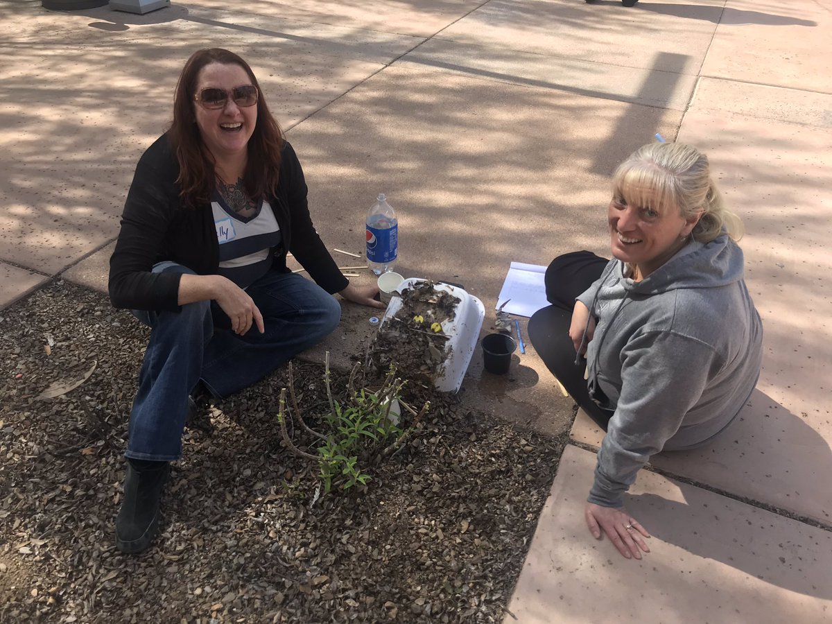 STEMAZingST's tweet photo. #StreetSTEM at today’s #STEMAZing Workshop - CrAcKiNg Up! Investigating Erosion! Love our STEMAZing #TeacherLeaders who design and facilitate these experiences for their colleagues! Way to go Lisa and Rosa!#PeerToPeerPD @PimaSchoolSup @TVUSDschools @sunnysideusd https://t.co/qRg406ED03