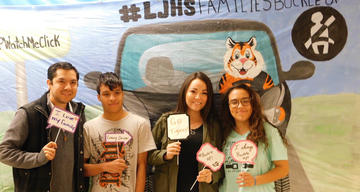 la_council's tweet photo. Family Photo Booth pictures from last week!
#LJHSFamiliesBuckleUp
#CSPWatchMeClick https://t.co/GCfSF4Dsyc