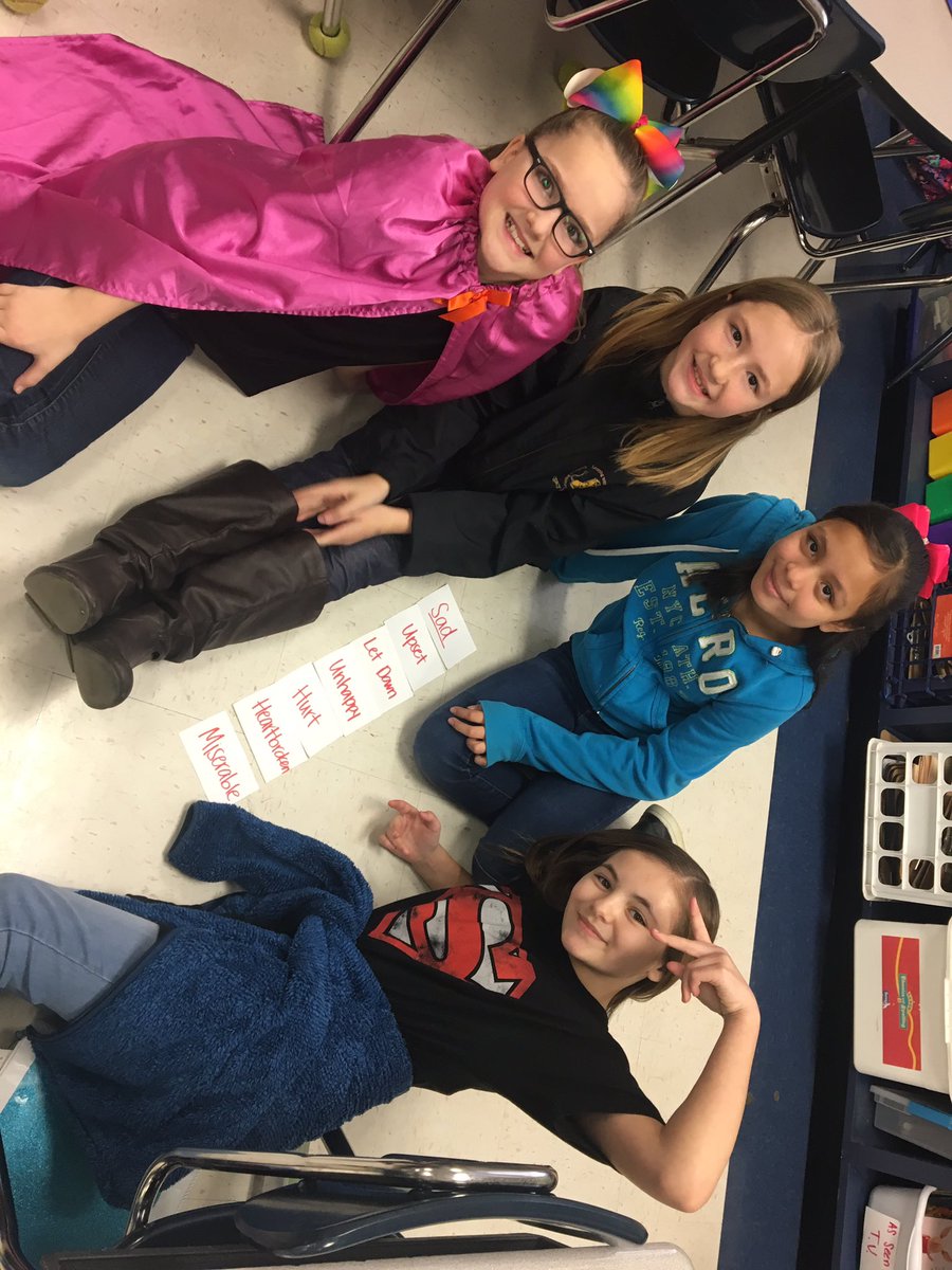 MsMcCombsClass_'s tweet photo. Our Synonym Superheroes are learning about shades of meaning today! #ReadAcrossAmerica @LegacyElement https://t.co/xGDIR671gq