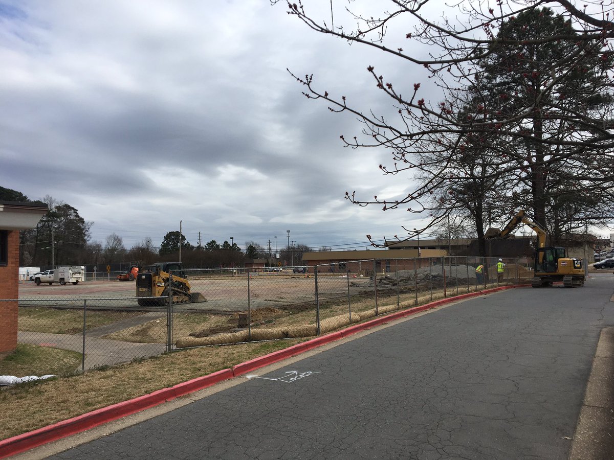 LittleRockWRES's tweet image. It’s happening.....

Construction has officially begun on the state of the art Hatcher Wrestling Facility. 

Stay tuned for updates throughout the building of Arkansas’ Division I 🤼‍♂️ program.  #LittleRocksTeam