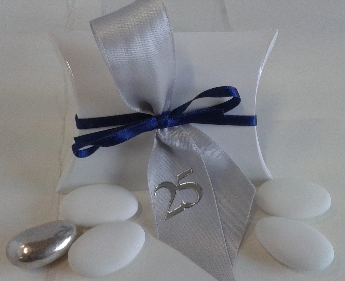 tigerbazarHobby's tweet photo. #Venticinquesimo di #matrimonio in vista?! Impreziosite la #festa con le nostre #bomboniere #artigianali. Offerte tra 1,25 e 2,05 € da #tigerbazar #bomboniereNozzeArgento #bomboniereVenticinquesimo 🐞🌻💐 https://t.co/ZT94mrZ9bP