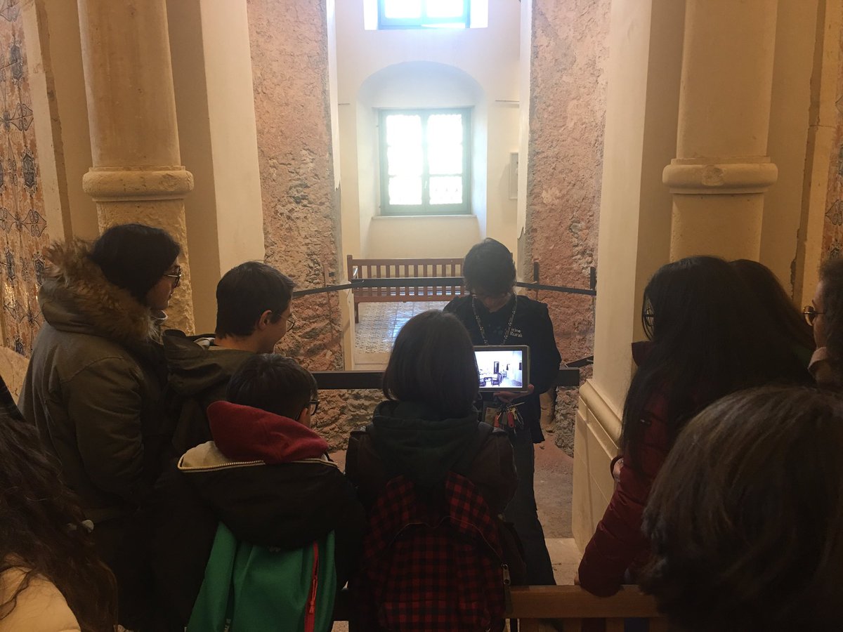 CLA_Pantellaro's tweet photo. 💥 👊🏼 Aprire piccole finestre nella mente e lavorare in sinergia. 📚
Bellissimo pomeriggio in compagnia di Martina di @OCulturali e dei ragazzi del #PON “#Archeologia che passione” - Liceo M. Cutelli (#catania).
@MiurSocial #student #pubarch https://t.co/GMIZqhJHqR