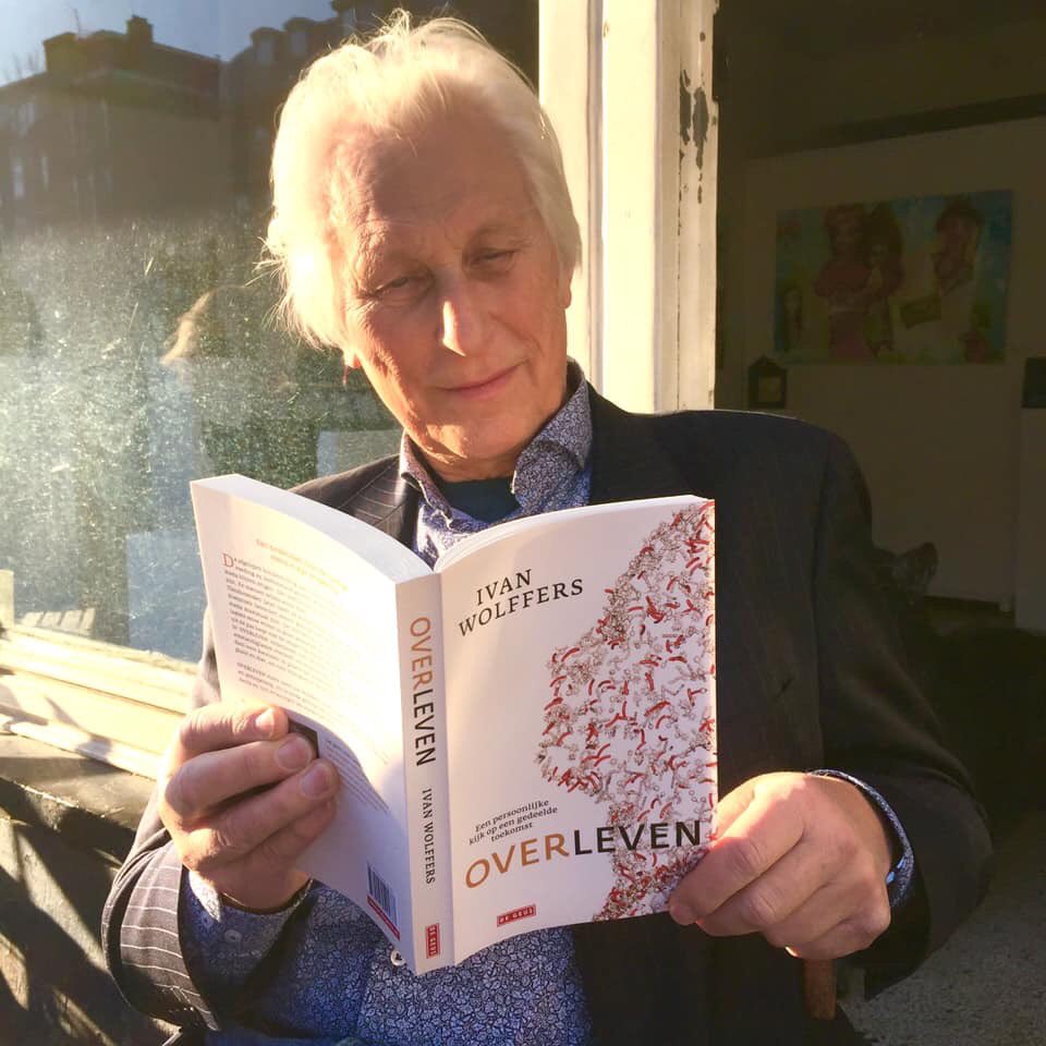 IvanWolffers's tweet photo. Eerste boeken heb ik al ontvangen: OVERLEVEN verschenen bij @De_Geus Als je het boek uit hebt begrijp je wel waarom ik het MOEST schrijven.  @overleven https://t.co/LmbWh8Xbr7