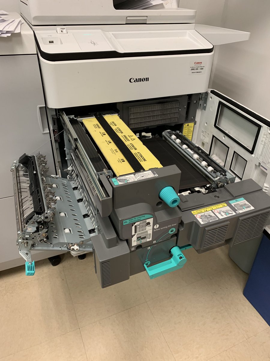 sanchezed_200's tweet photo. Unclogging a jammed copier in an efficient manner should a be a requirement for a teaching certificate  . After 12 years  , I think I can be a tech for  #canon 😂😂😂 #teacherproblems #teacherlife https://t.co/k2CZ3XRkUJ