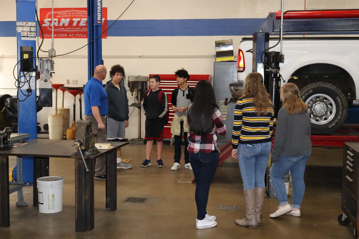 dmtcsc's tweet photo. @Broome_High ninth grade students toured Daniel Morgan Technology Center February 21, 2019. The tours will make the students aware of what career/technology programs are available to them during their next three years of high school. #DMTC50Strong #BHSTours #CareerReady https://t.co/6rts2lV0kY