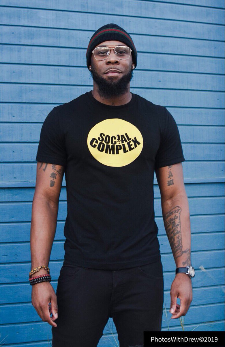 social_complex_'s tweet photo. Join us in wishing @bespoke_god a wonderful birthday!!!! Happy Birthday Marcus!!!! @social_complex_
#happybirthday #birthdaybehavior #turnup #houston #football #SocialComplexPod #socialcomplex https://t.co/eEhlFO6NC4
