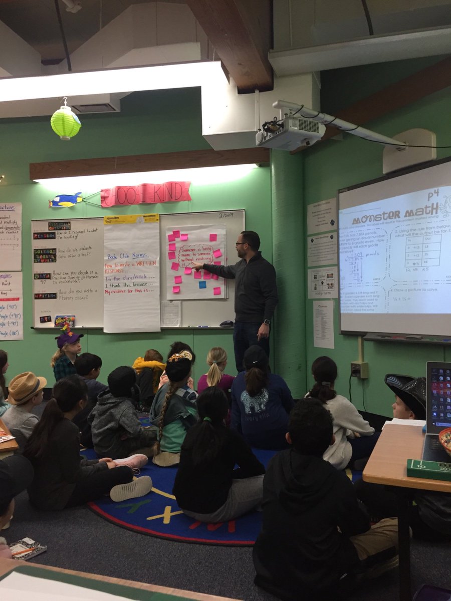 Cohee_Class's tweet image. Continuing to master the art of showing Empathy. Today we did a brainstorming session on how we would show empathy. We had a great conversation. #SparkEmpathy #KindnessMatters @EmpaticoOrg @ParkwaySchools @HannaWoods72 @NNSTOY