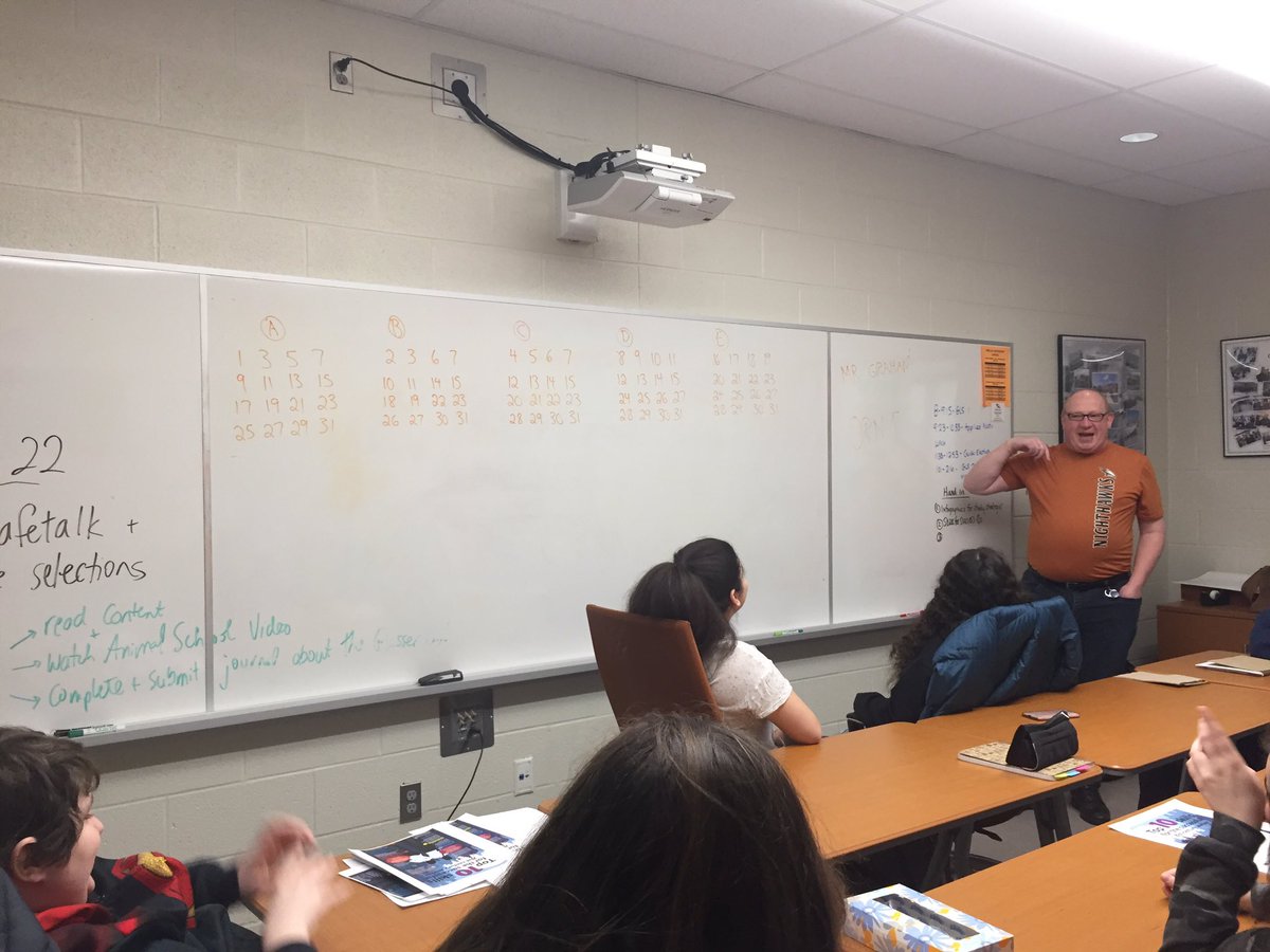 evodarek's tweet photo. S’s from @OrchardParkPS are visiting @OSSAnnouncement for the day. Period 1 GLS (study strategies, skills for success), Period 2 Applied 9 Math. #mathfun #mathconfident #numbersense #algebra @eSSTteam @scdsbmath https://t.co/Qm07riEXAK