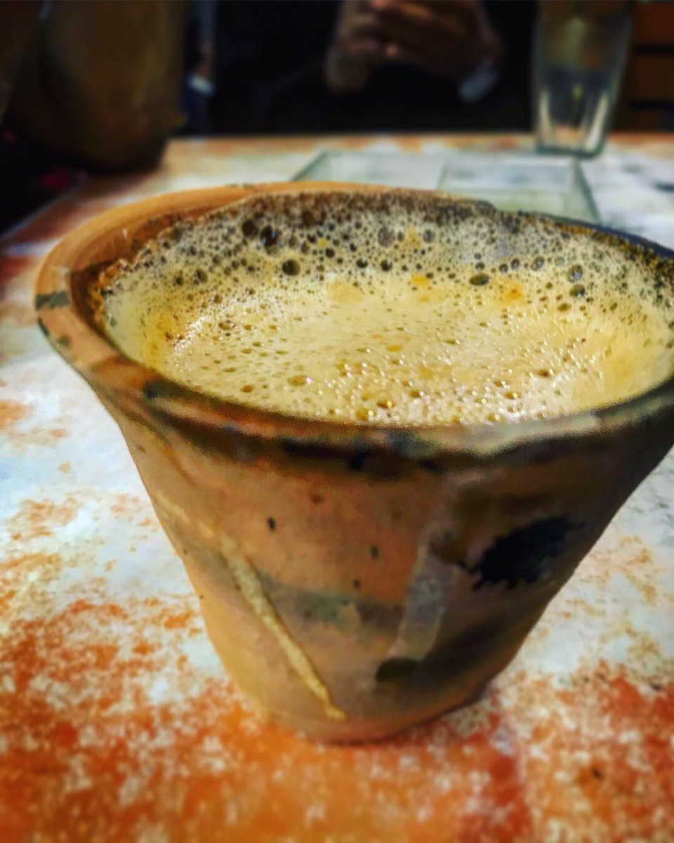 gettinhighonlyf's tweet image. ......matke waala dahi-jalebi aur kullhad waali chai.....
#dahijalebi #jalebi #kullhadchai #streetfoodindia #indiansweets #gettinghighonlife #khaanabadoshiyat #lovefortravel #loveforlife #desikhaana #kumbhmela2019 #dusterdiaries