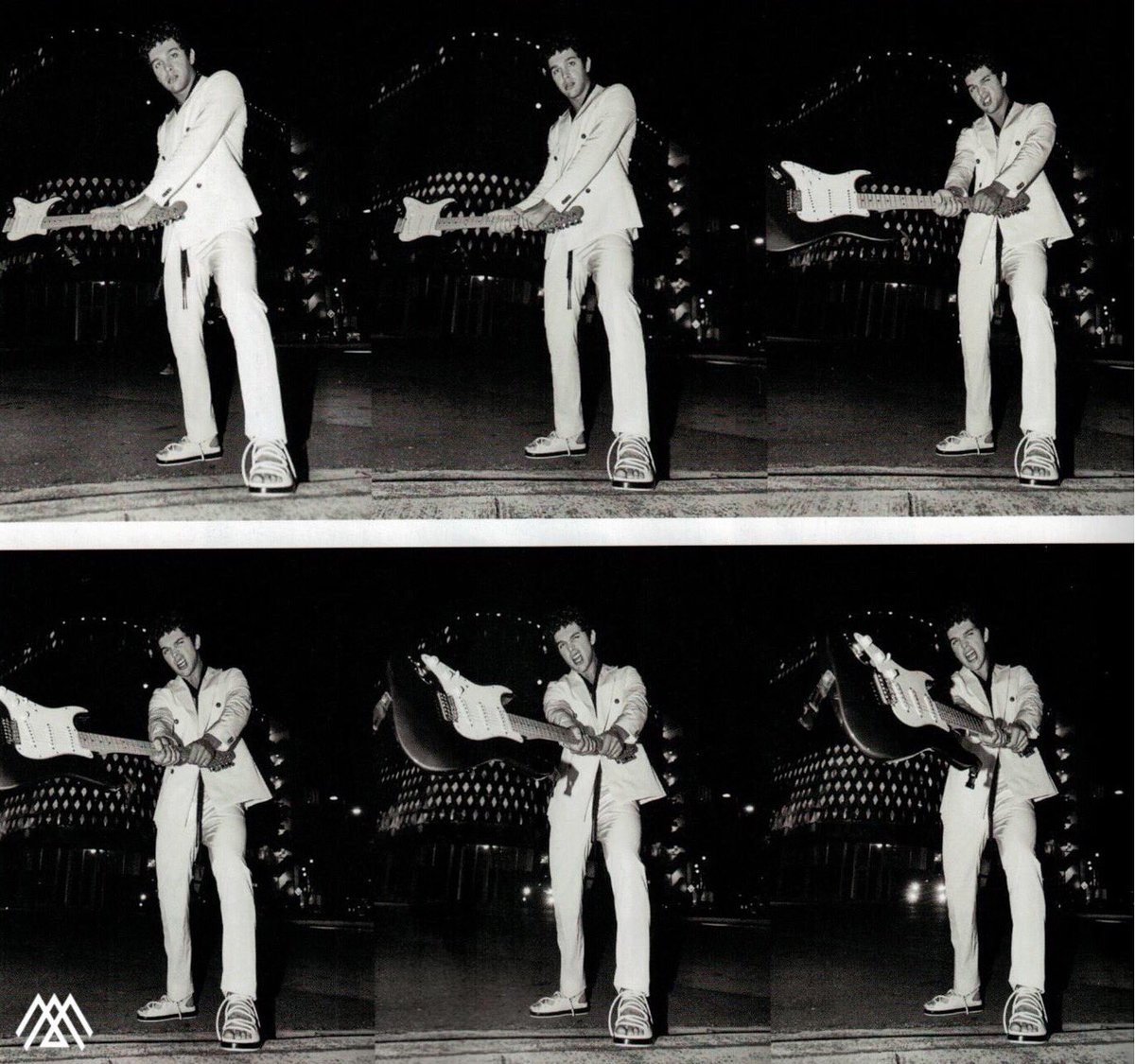 faveameezypics's tweet photo. Austin Mahone | Paper Magazine Spring 2019: Styled as modern Mick Jagger🎸⚡️ https://t.co/N15P0dLBWP