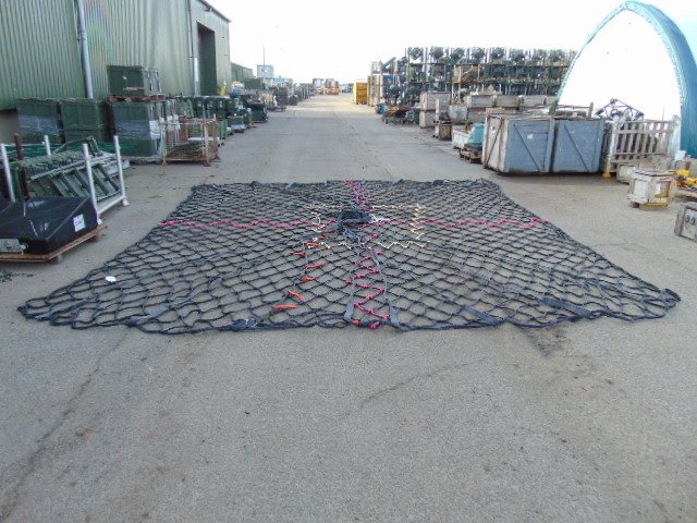 mod_sales's tweet photo. Fancy an under-slung 5.6ton cargo net for your Chinook Helicopter? - we have them new/unused for sale on our auction!!!: https://t.co/AVVn5Gd6M5 #chinook #helicopter #secure #climbingnet #loadcover #logging #wood https://t.co/txtWByupL4