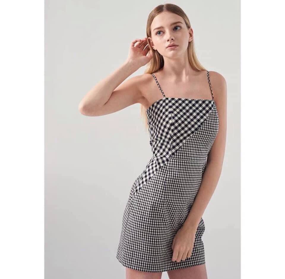 onemoreshop's tweet photo. 🚩 dress mini 🚩
เดรสน่ารักๆ ตามแบบแบรนด์ดัง งานตัดต่อแต่งผ้า ทรงใส่เข้ารูปสวยมากกกก สาวๆblackpink ยังหยิบมาใส่นะจ๊ะจัดเลย ❤️
ขนาด
ฟรีไซส์ ( s,m )

ราคา 290.-
#เสื้อผ้าสายฝอ #ราคาถูก #ชุดเดรช
#บอดี้สูทแฟชั่น #สินค้านำเข้า #แฟชั่นเกาหลี
#กางเกงยีนส์ #เสื้อเชิ้ต #ชุดเซ็กซี่ https://t.co/dZmYBiOXBk