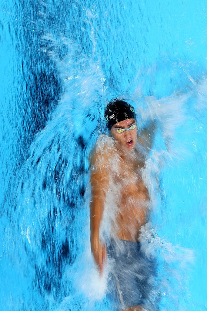 USASwimming's tweet photo. Wishing @clark_beach3 a happy birthday 🎉🎁 https://t.co/nD6z6VmfOz