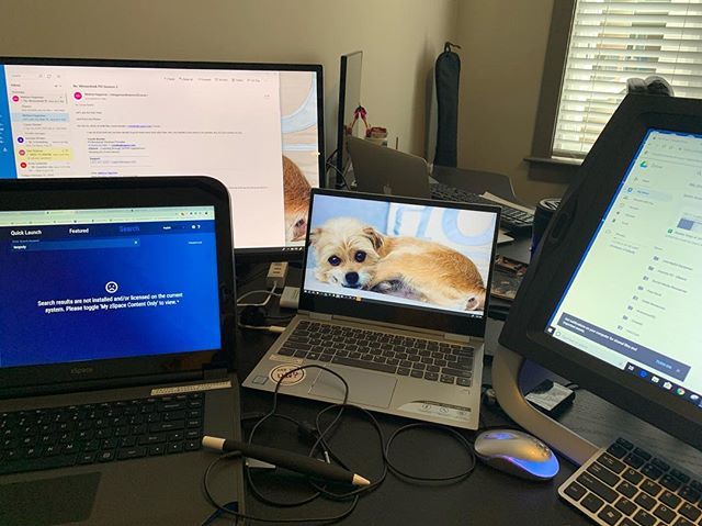 cassiereederedu's tweet photo. How many computers does it take?!? #allthescreens #remotepd #busyday #settingupforsuccess #progress #zspaceedu #zview https://t.co/jJtZrCh2Fp