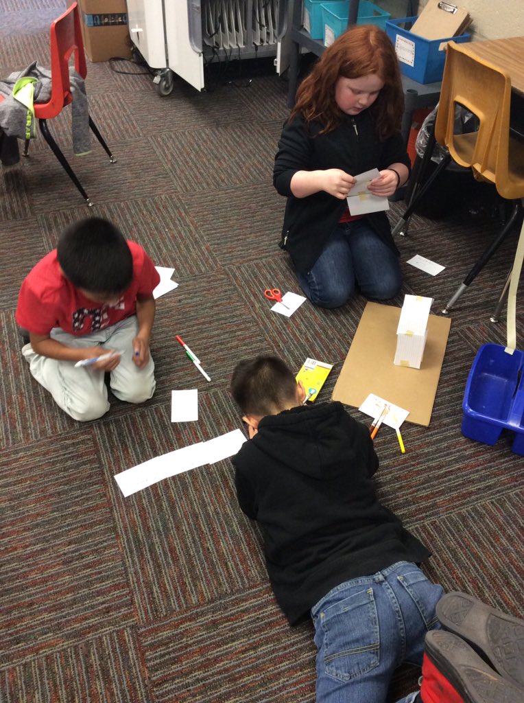 APurdyClassroom's tweet photo. @OGandE  and @DonorsChoose we are so thankful for your support in our classroom.   We are having a blast designing our STEAM White House to go along with our Storybook STEM units!  @brookebrownTOTB https://t.co/SQih62rYqC