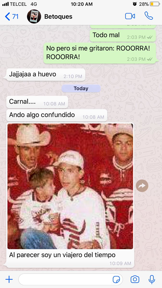 musiqnonstop's tweet image. Al parecer @aybetoques es un viajero del tiempo. Si tienen más información al respecto, por favor contáctenos. #confusión #confundidos