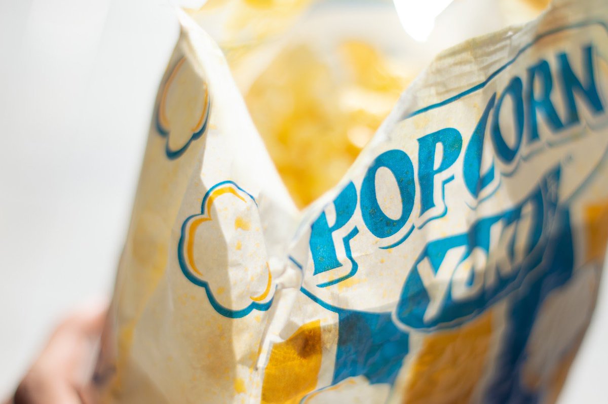 fml_movies's tweet photo. Take a seat! The movie's about to start. What movie concessions are your favorite? #moviedate #pickaseat #moviecandy #moviepopcorn #popcorn #foodie #yum https://t.co/DKSaNmtBgp