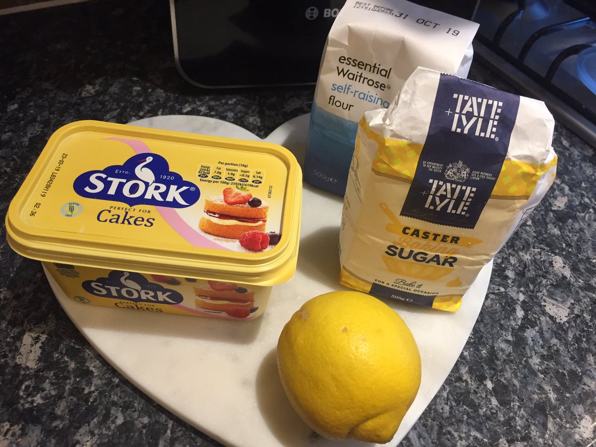 Doras_Cupcakes's tweet photo. You guessed it - lemon polenta cake. Barely any left so itโs obviously gone down a treat ๐ - good old #Food Tech! My newly #teenage boy can bake after all ๐คฃ @Channel4GBBO @Nigella_Lawson #boyscanbake https://t.co/aS3Y9PjZl8