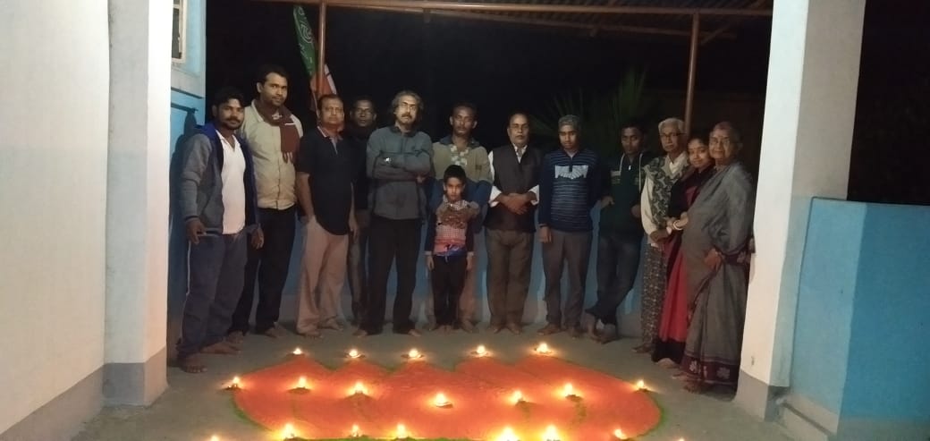 Tamal021's tweet photo. #BJPKamalJyoti 
কহো দিল সে , মোদিজি ফির সে...
আপ কি বার ৪০০ পার....
কমলজ্যোতি সংকল্প ....
তমাল চৌধুরী 
সভাপতি 
সোনারপুর দঃ ২ নং মন্ডল
জেলা দঃ ২৪ পরগনা পূর্ব https://t.co/hQ8T0ayums