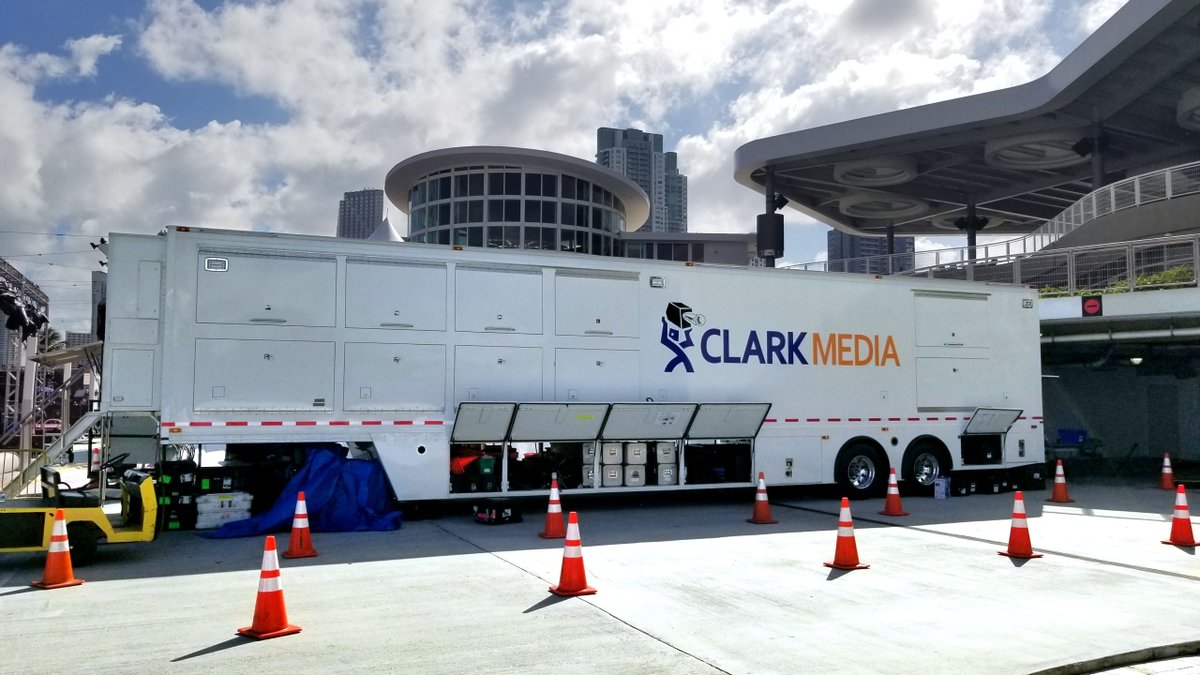 Clark4K's tweet photo. Clark Media in Miami, Florida covering Univision’s Annual Music Award Show at the American Airlines Arena. The show acquired more viewers than CBS, NBC, ABC, FOX, and CW. It ranked the third most-watched program on broadcast television. #clarkmedia #4k #sony #fujinon https://t.co/EjXEobizt6
