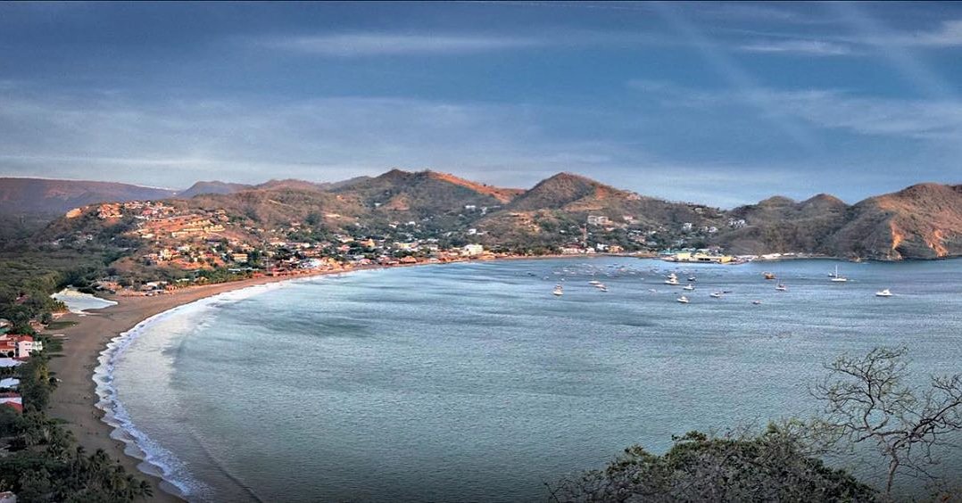 RestSan's tweet photo. The beautifull tifull view, one and only #sanjuandelsur

#eltimonrestaurant #fishfood #beachlife #beach #surf #sunset #bayu #nature #sanjuandelsur #discover #nicaragua #tour #tourist #cristodelamisericordia https://t.co/wZOnVGKHxR