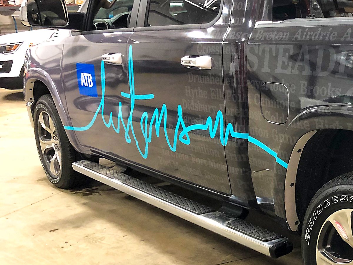 CowanGraphics's tweet photo. @atbfinancial #fullwrap #colourchange
@3mfilms #IJ180MC w/ Gloss laminate 😎
#Dodge #Ram #Laramie #Longhorn #vinyl #graphic #wrap
#CGprint #CGinstall
#yeg #yyc #yxe https://t.co/WllZa0ji37