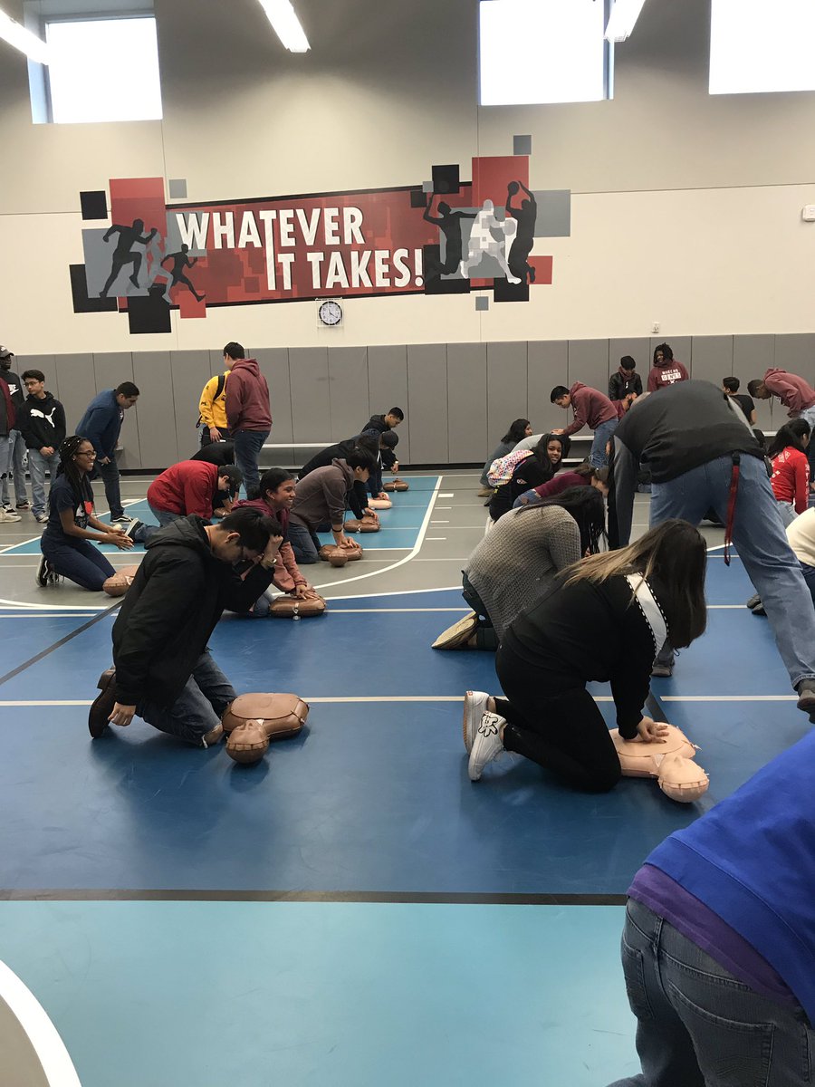 sirkim05's tweet photo. CPR training at #NHECHS @HISD_NHECHS https://t.co/XblqDfu2QY