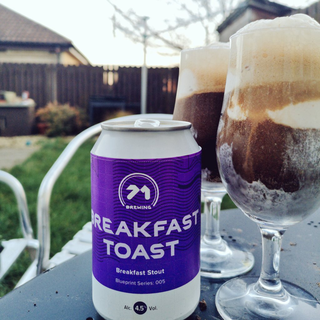 ARankineForager's tweet photo. End of a long, hot February day of foraging and bbqs. Ice cream stout obvs @71brewing #craftbeer #wrongbutright https://t.co/zMtzKln5qS