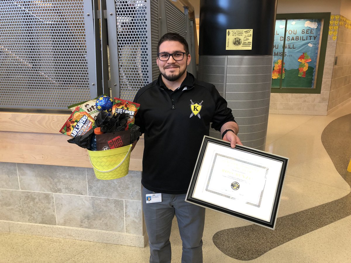 KellamHigh's tweet photo. TA of the year!!  Ross Benzel!  Thank you for all you do!! https://t.co/bcW0BNVgJa