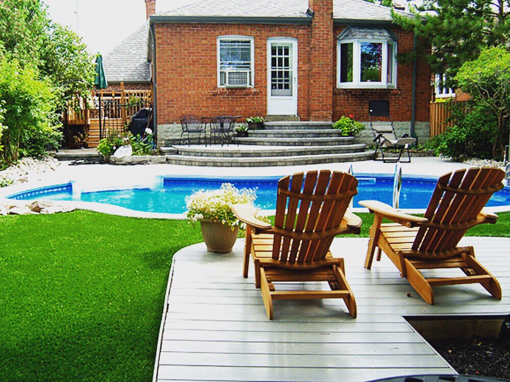 DesignTurf's tweet photo. Dreaming of summer days by the pool 🌤💦 

#iswinteroveryet #22daystilspring #turf #artificialturf #fakegrass #grass #green #nomoremowing #lowmaintenance #outdoorliving #poolside #callforaquote #customerservice #toronto #gta #yorkregion #progreen #progreencanada #turfdesign https://t.co/7FPoCA9U3P
