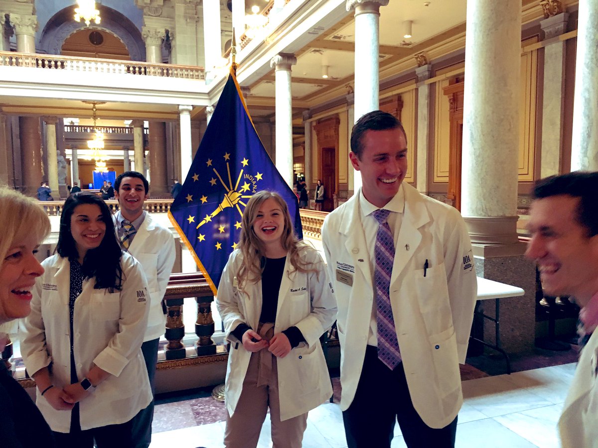 IndianaOsteo's tweet photo. This morning #FuturePhysicians say they plan to practice in #PrimaryCare in #Indiana after #Residency. Students and physicians talked about the important role of #physicians in healthcare. https://t.co/OO8pH9JXJO