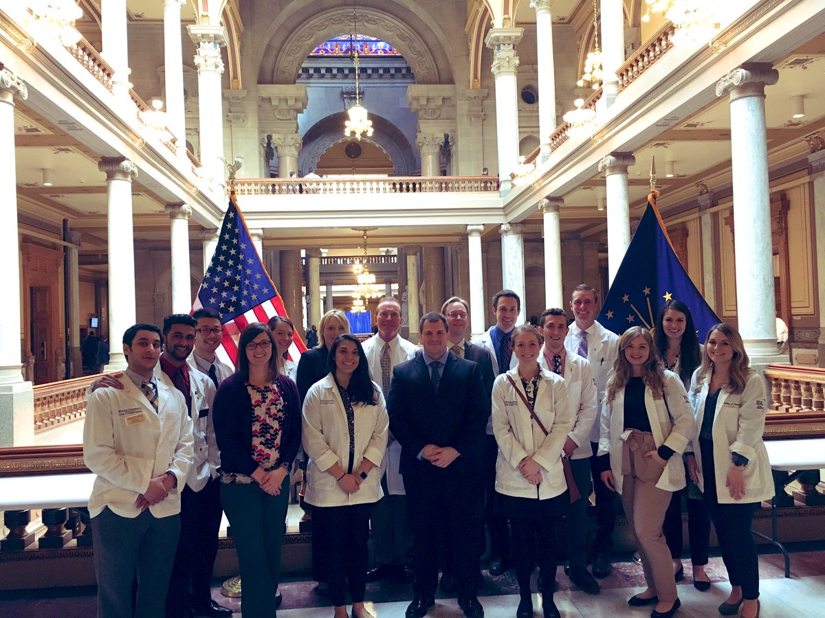IndianaOsteo's tweet photo. This morning #FuturePhysicians say they plan to practice in #PrimaryCare in #Indiana after #Residency. Students and physicians talked about the important role of #physicians in healthcare. https://t.co/OO8pH9JXJO
