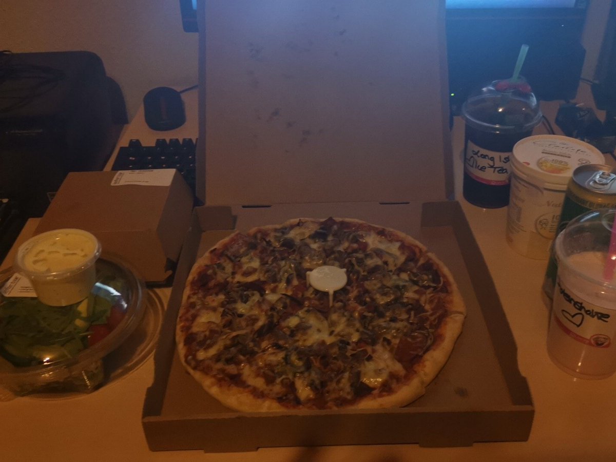 Reiche Schweizer Freunde LG <a href="/Avja__/">...</a>