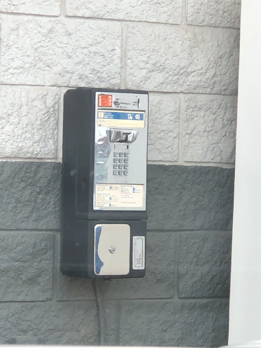 Hooligan_Chad's tweet image. Found a fossil today. #payphone #oldschool #backinmyday