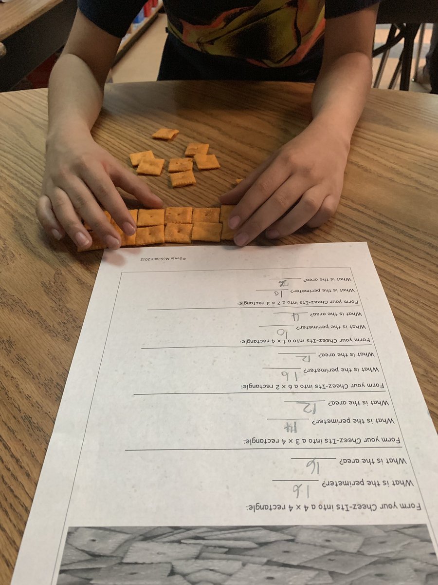 WeaverClass's tweet photo. Today we explored area and perimeter using cheez its, which were the perfect square units! #thirdgradefun https://t.co/sd5CnJkqi1