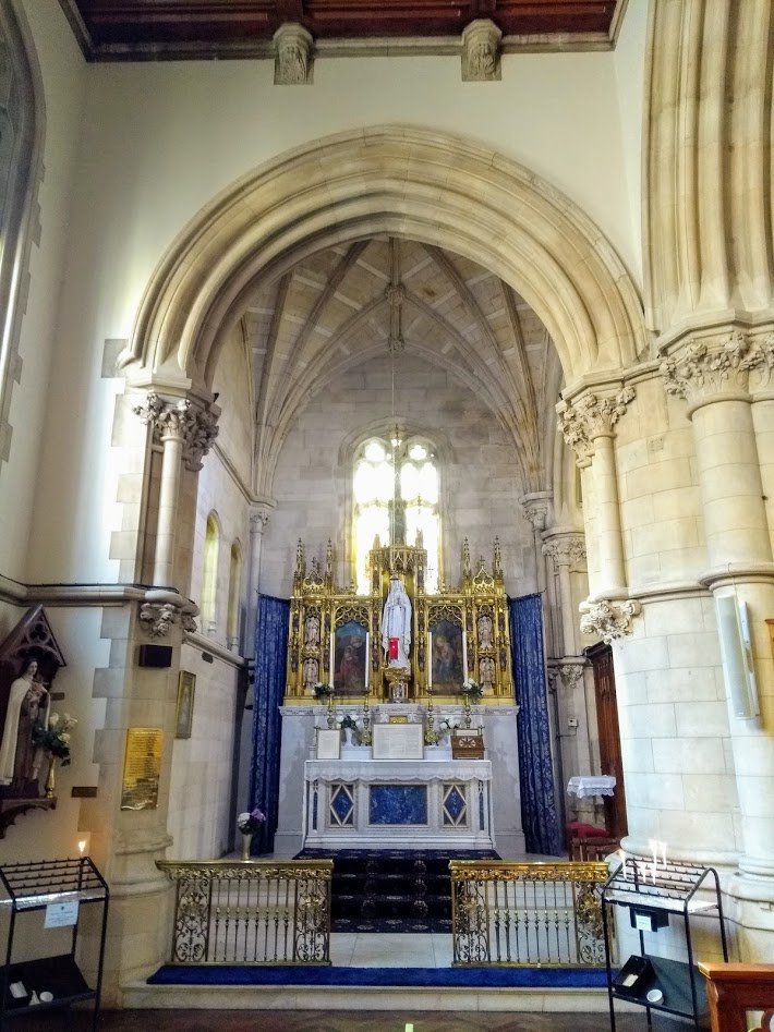 FatherTF's tweet photo. Great to be able to celebrate Mass again regularly - and a privilege to do so at this beautiful altar. https://t.co/qZCyvIdY0B