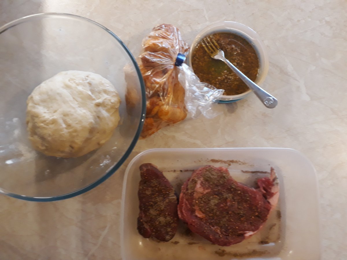 <a href="/KinahansLL/">Kinahan’s®</a> Rib eye, fillet, chicken wings and home made focaccia