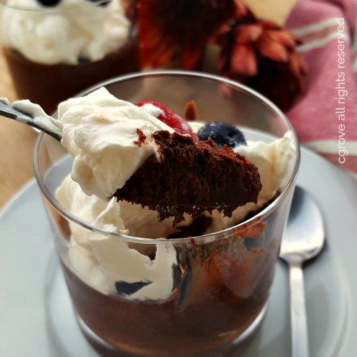 A little birdie told me that this is a really delicious chocolate mousse. I made it this year for Valentines Day and it is a keeper! bit.ly/ShMeWKR139 #chocolate #mousse #recipe #winelandskitchen #showme <a href="/visitpaarl/">Visit Paarl</a> <a href="/visitwellZA/">Visit Wellington ZA</a> <a href="/PaarlApp/">PaarlApp</a>