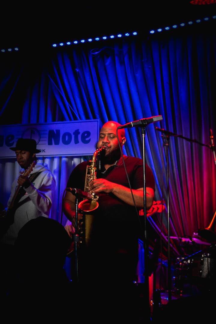 crmcbridemusic's tweet photo. From this past Friday at @bluenotenyc for @anuthegiant CD Release Party. Go cop ‘Sanguine Regum’ if you haven’t already!
#saxophone #saxophonist #musicianlife #nycmusicians #bluenotejazzclub #sanguineregum #photography https://t.co/iRZWuItSpr