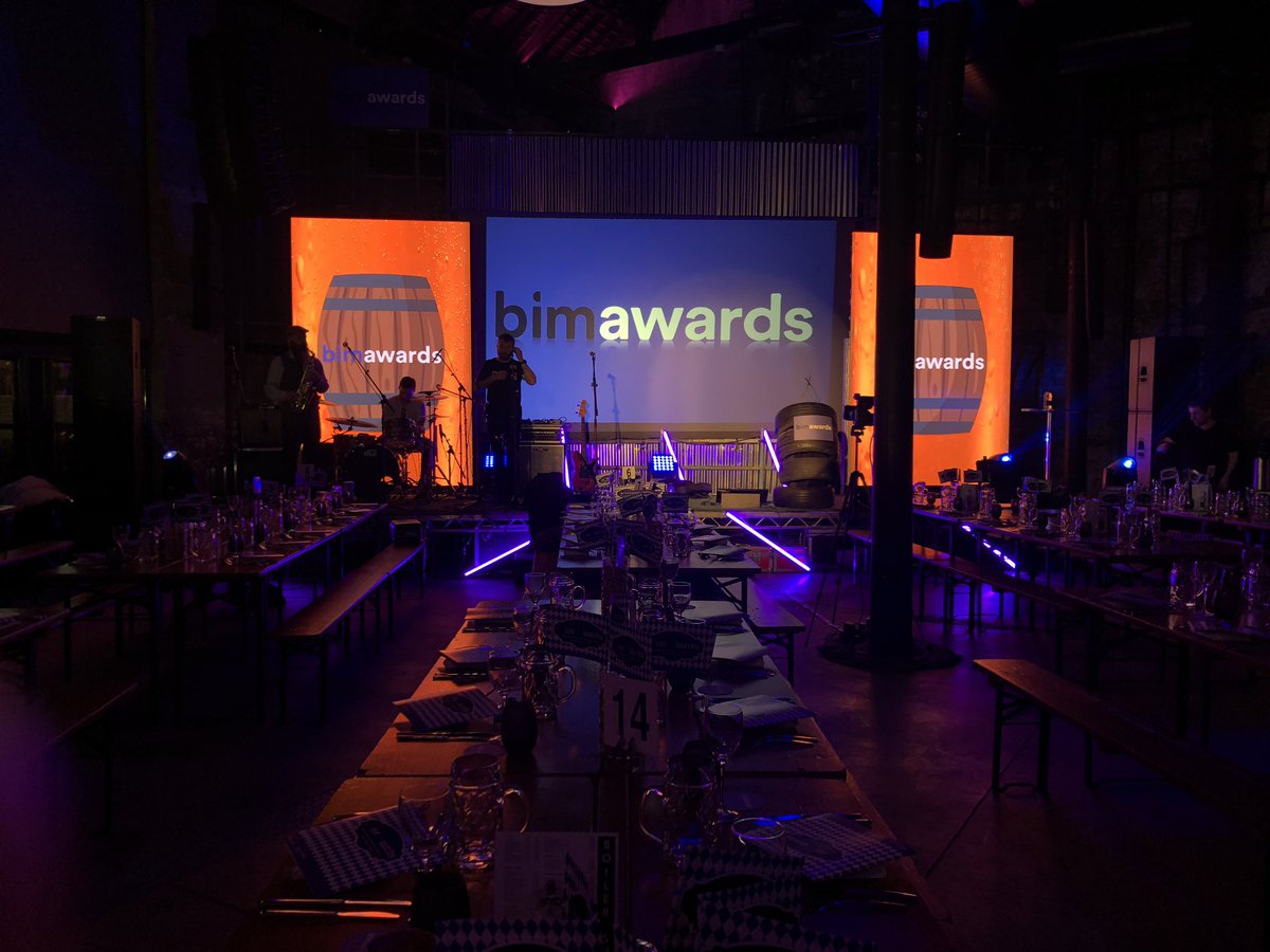 BIMShowLive awards night sure I’ll win something 😳.....