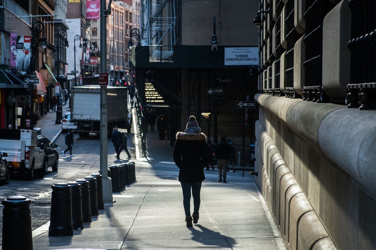 nycgov's tweet photo. Sunny (and chilly!) afternoon in Lower Manhattan. #NYCLightChaser https://t.co/ucqRW8MX6B