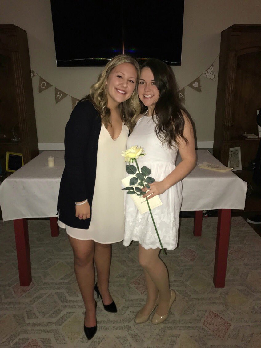 Alex_Dixonn's tweet photo. “To work earnestly; to speak kindly; to act sincerely.” -ΧΩ Symphony 

I feel so blessed/excited to finally be iniated into a sisterhood of incredibly empowered gals with the sweetest big sis at my side... (@lampshel)

Chi Omega, I’m yours forever ❤️💛🦉 https://t.co/adhoxytq0a