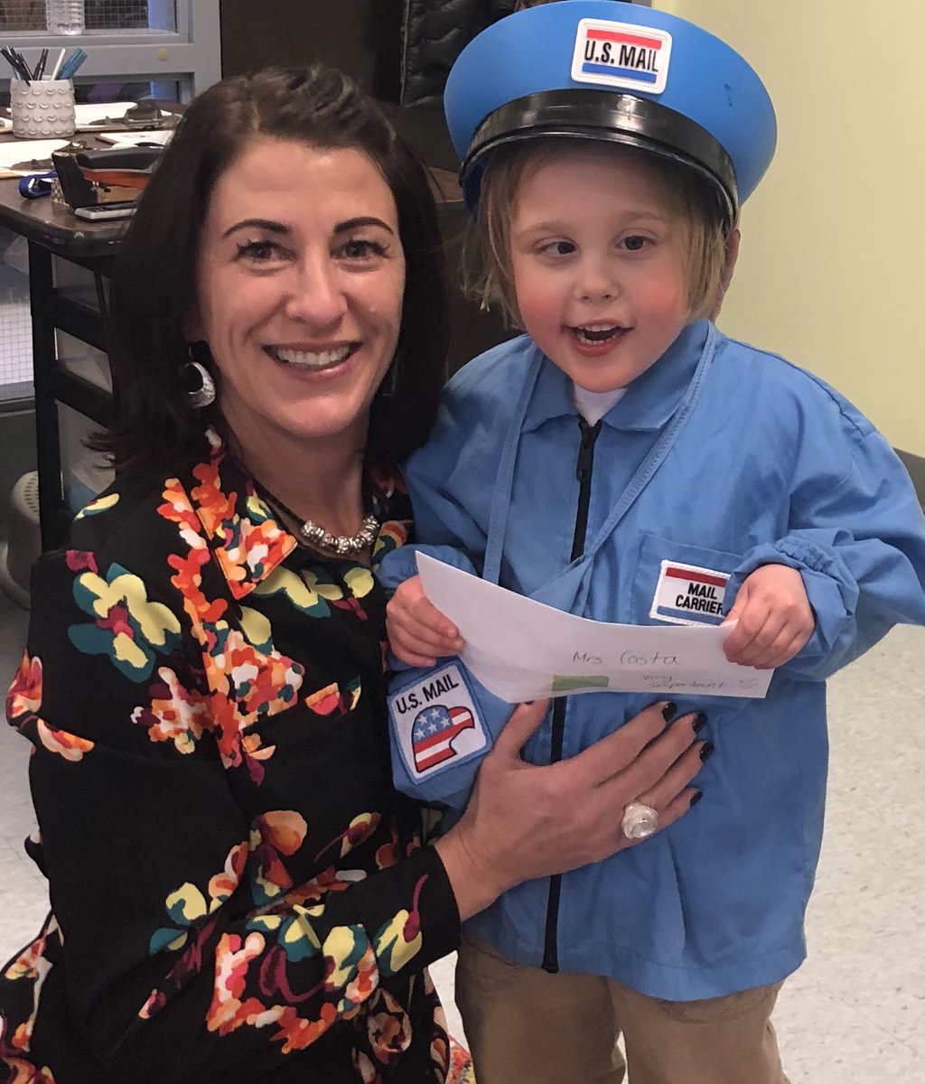 How lucky am I?...VERY. Just received mail from Shining Stars beautiful mail carrier, Juliet. She earned it in Mrs Verdura’s Blue Stars Class. Smiling HUGE. 
@MilfordSchools 
@mpsSpedDirector 
@PublicSel 
#shinestrong 
#MPSGreatThings 😊❤️