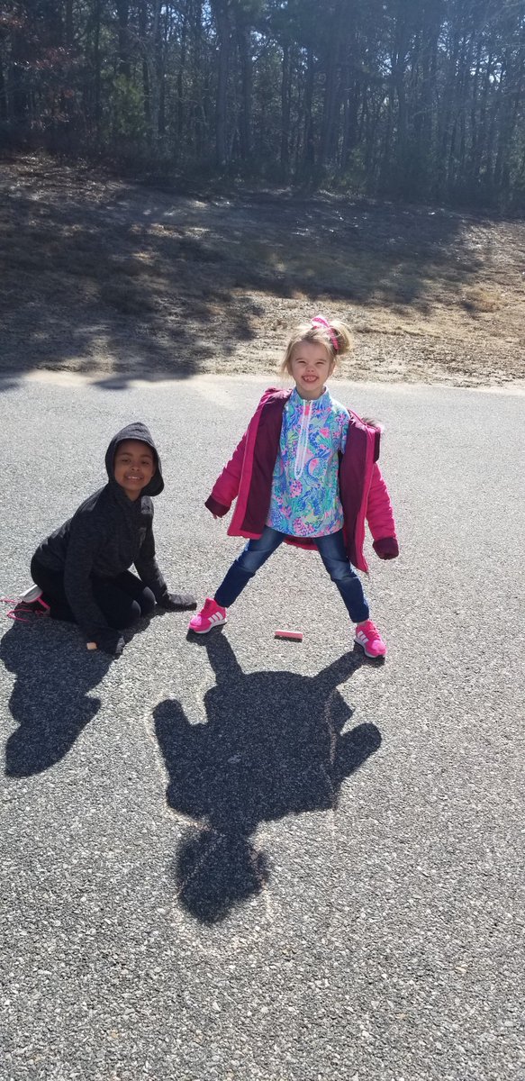 MrsSouzaKCC's tweet photo. Braving the cold to learn about light and shadow in 1st grade!☀️💨 #mashpee https://t.co/49L9mMvrxF
