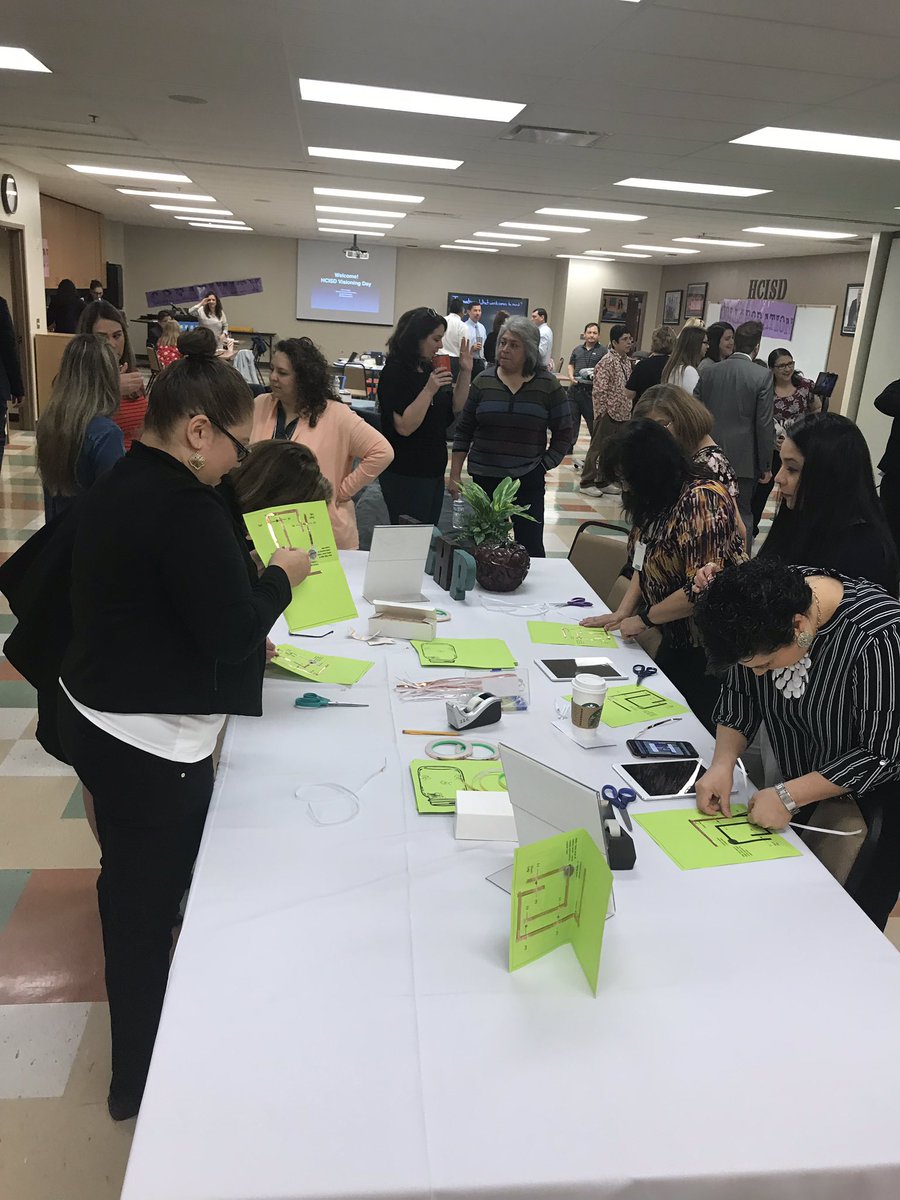 allielibrarian's tweet photo. Our Fireflies In a Jar Paper Circuit Makerspace was a success! Principals and LMSโs worked the circuit to make the fireflies glow! #makerspace #HCISDLibraries #papercircuits #VisioningDay https://t.co/jea2Bii0QT