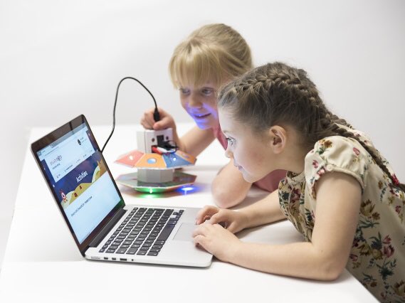 Binarybotstech's tweet image. Binary's UFO™ is a smart toy super saucer! Using lights & sounds to teach children how to code. This kit comes with fun sensors AND a brand new BBC micro:bit computer. binarybots.co.uk/where-to-buy #microbit #codingtoy