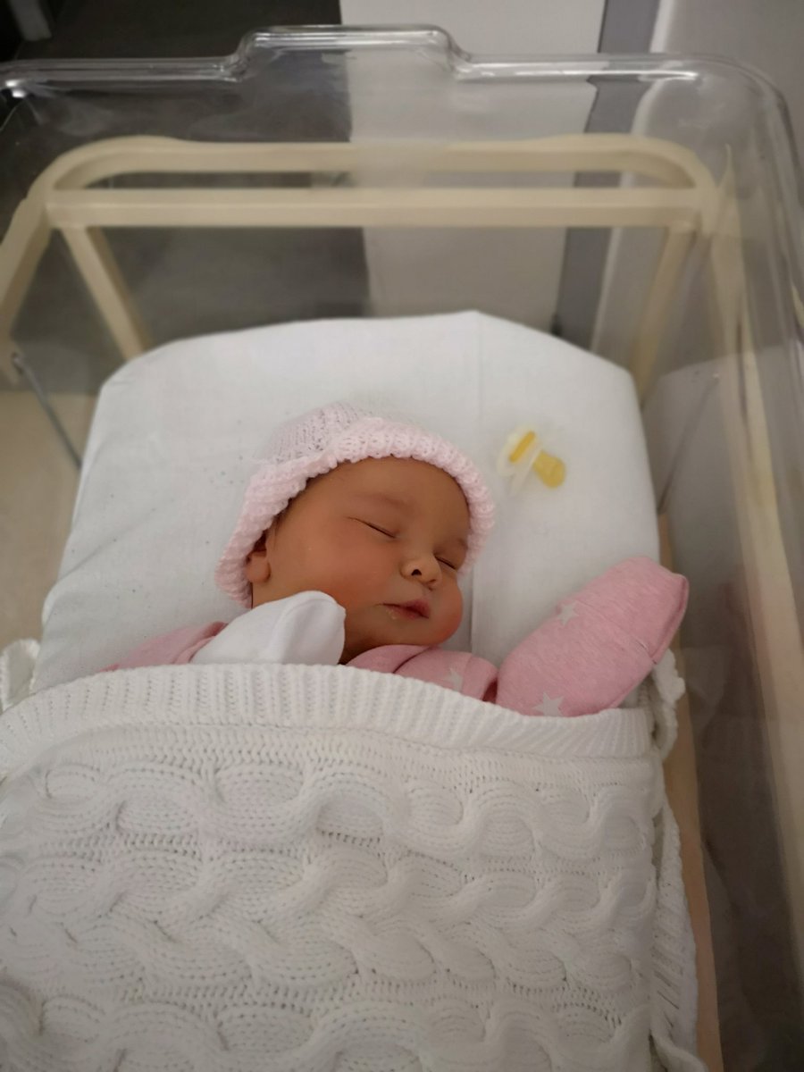 The_Yield_Man's tweet photo. So I figured the rumour is out and it's about time I posted a pic of this little one. Weighing in at 9lbs 4ounces (#ouch), a future motorsports champion @F1, or future @LPGA superstar, Emilia Georgina Helen Bates (Aka Emi). https://t.co/0j1JyODOoO
