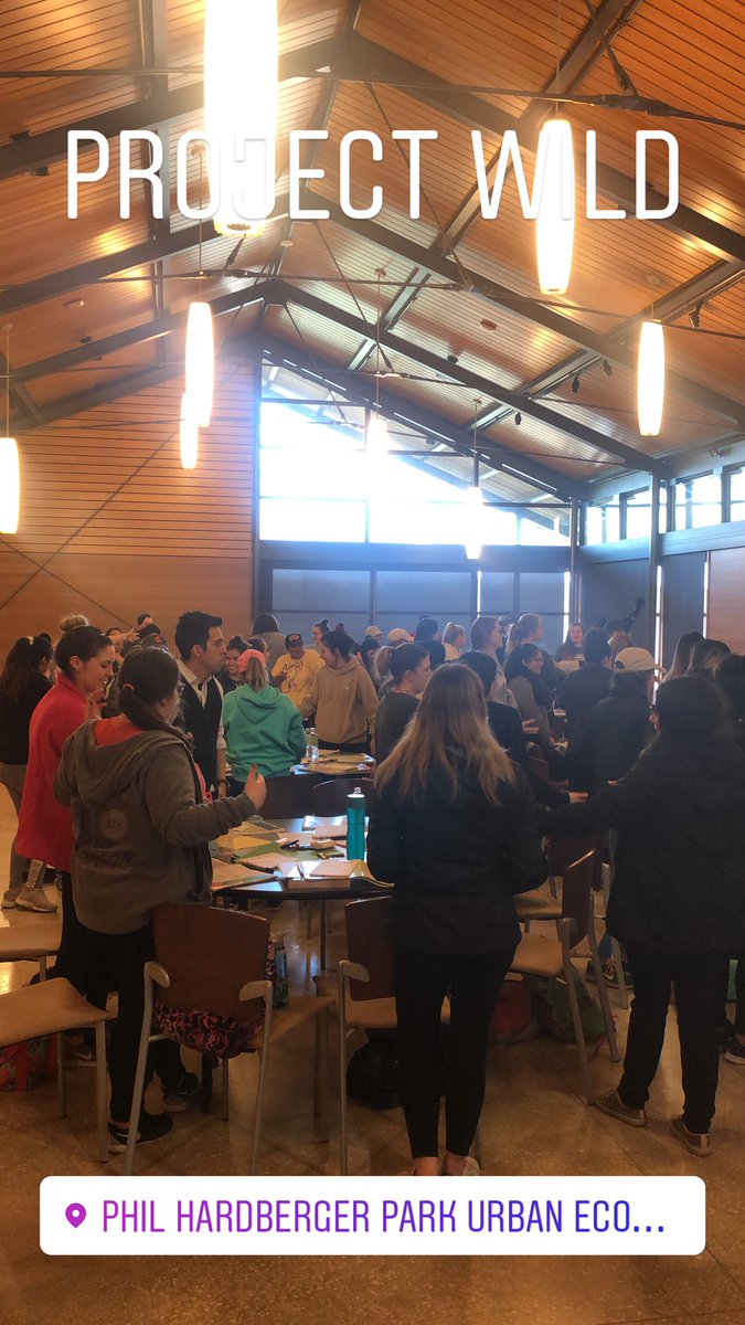 STEMinistx's tweet photo. #UTSABlockB901 #UTSABlockB903 &amp; #UTSABlockB904 are having fun at their @ProjectWILD training at Hardberger Park! It’s a beautiful day to engage in environmental education &amp; conservation for early childhood &amp; elementary science! https://t.co/b0yz5Z76yW